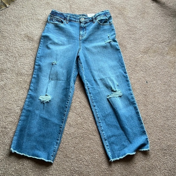 NWT Style & Co Wide Leg Hang Crop Frayed Hem Jean Capri Size 6 - Picture 1 of 7